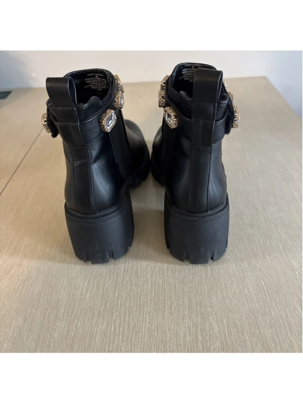 Steve Madden Amulet Ankle Boots Blk Chunky Lug Sole Jeweled Strap 8M (1190)